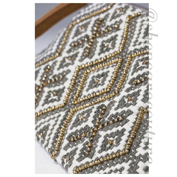 Diamond and X Pattern Clutch - Picture 3 of 5